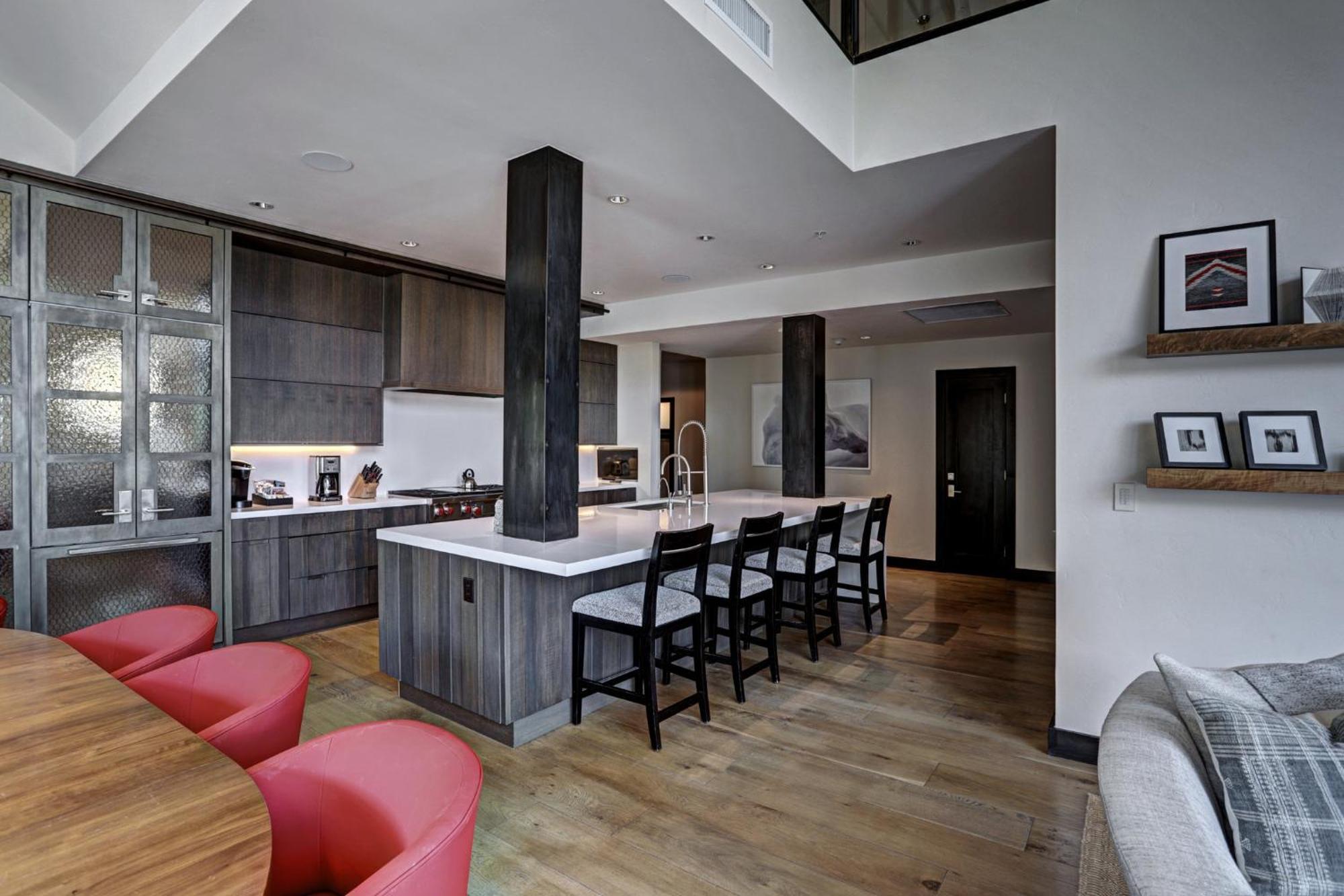 The Collection At The Ritz Carlton Residences